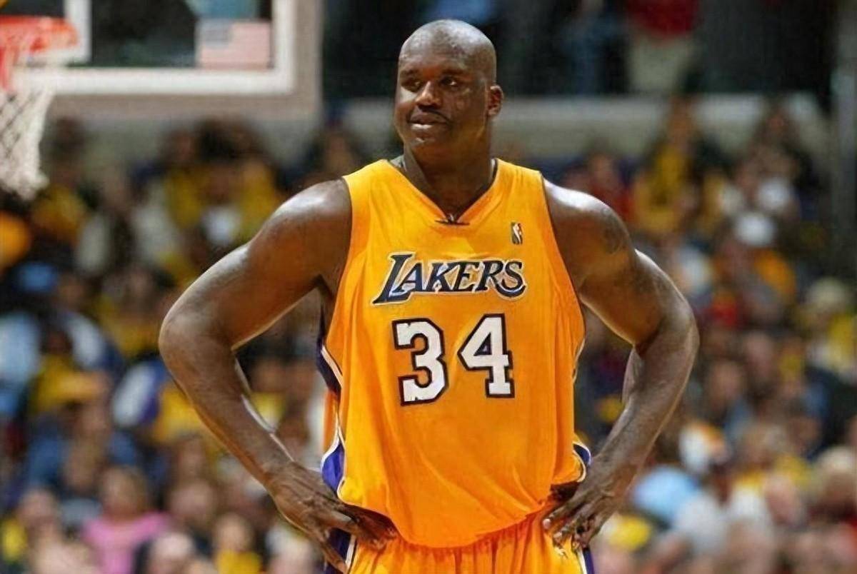 球队逼抢节奏像风暴一样（球队逼抢如狂风骤雨）