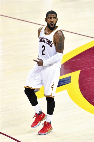 塞尔希奥：奥亚萨瓦尔归队在即；没有人对球队现状感到满意（塞尔希奥：奥亚萨瓦尔即将回归，球队现状无人满意）