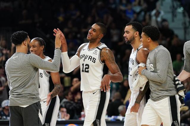 国安客场战平广州城（国安客场与广州城握手言和）