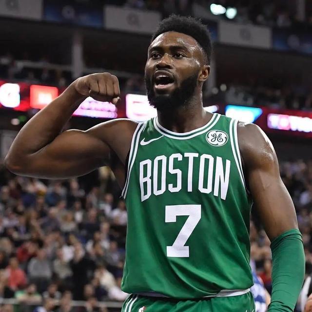 半场战报：摩纳哥2-1帕福斯，南野拓实、巴洛贡破门（半场速报：摩纳哥2-1领先帕福斯，南野拓实与巴洛贡建功）